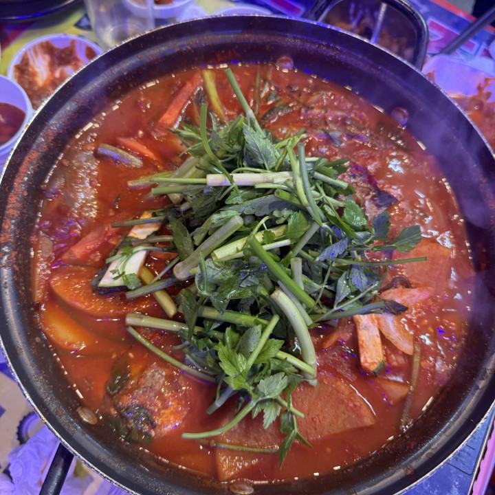 군O집