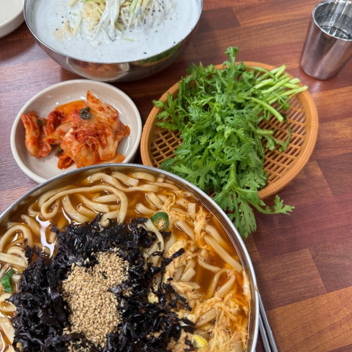 공O칼국수 김포점
